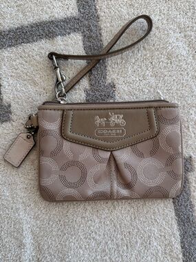 Coach Wristlet in Taupe Brown